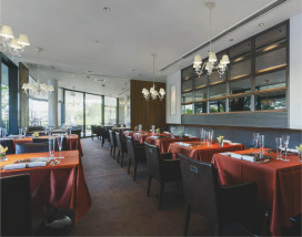 �ܹ���̿� Koizumi �������߾��� ������ AE42142E