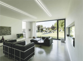 �ܹ���̿� Koizumi �������߾��� LED�١����饤�� AH54673