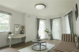 �ܹ���̿� Koizumi �������߾��� LED������� AH56122