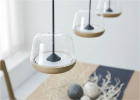 �ܹ���̿� Koizumi �������߾��� LED�ڥ����� AP47552L