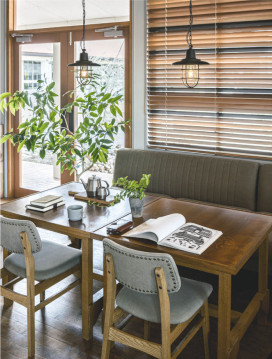 �ܹ���̿� Koizumi �������߾��� LED�ڥ����� AP51141