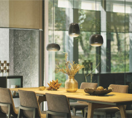 �ܹ���̿� Koizumi �������߾��� LED�ڥ����� AP54845