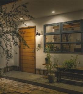 �ܹ���̿� Koizumi �������߾��� LED�ɱ����֥饱�å� AU50361